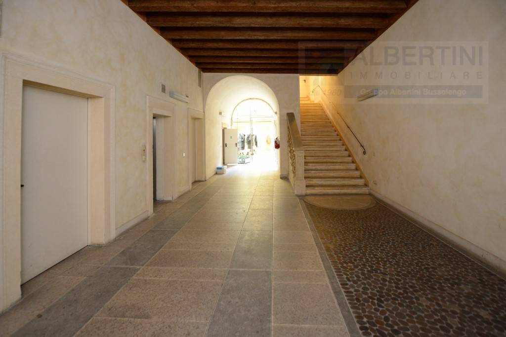 appartamento in affitto a Verona in zona Centro Storico