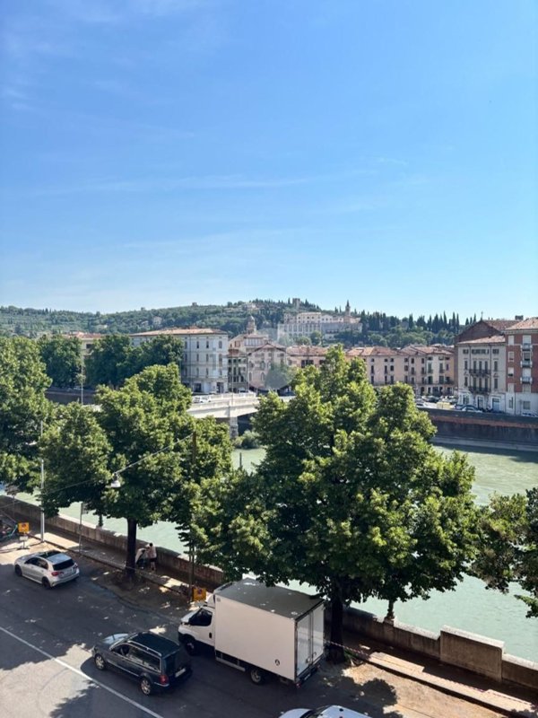 appartamento in affitto a Verona in zona Centro Storico