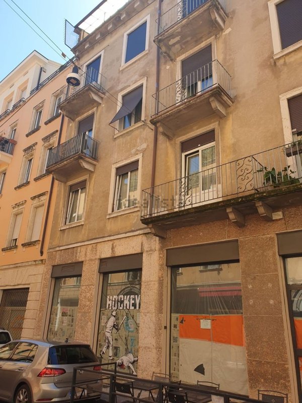 appartamento in affitto a Verona in zona Centro Storico