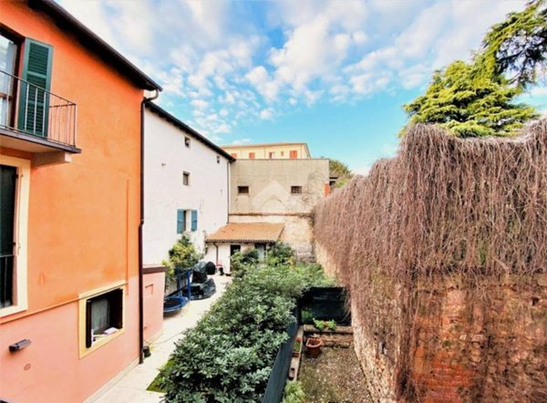 appartamento in affitto a Verona in zona Veronetta