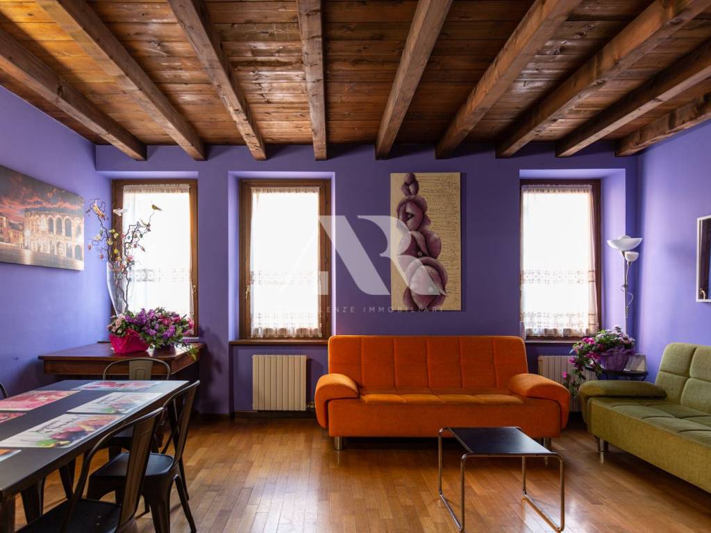 appartamento in affitto a Verona in zona Centro Storico