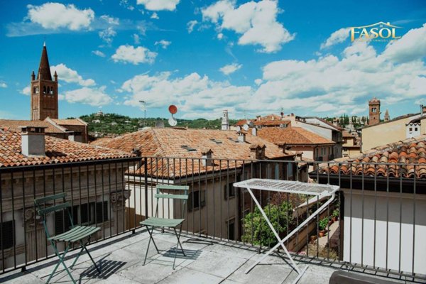 appartamento in affitto a Verona in zona Centro Storico