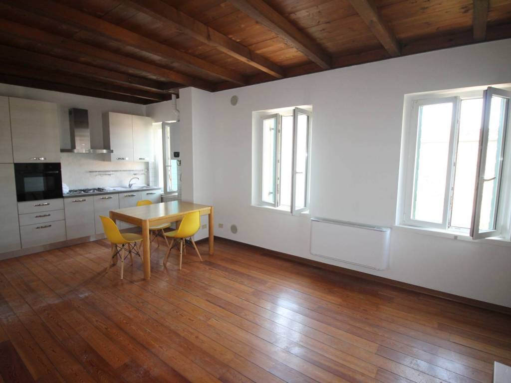 appartamento in affitto a Verona in zona Quinzano