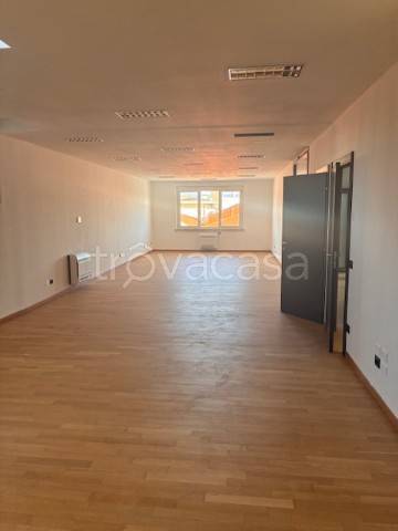 ufficio in affitto a Verona in zona Golosine