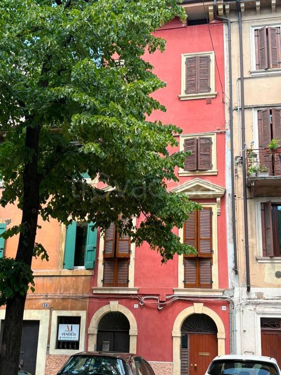 appartamento in affitto a Verona in zona Centro Storico