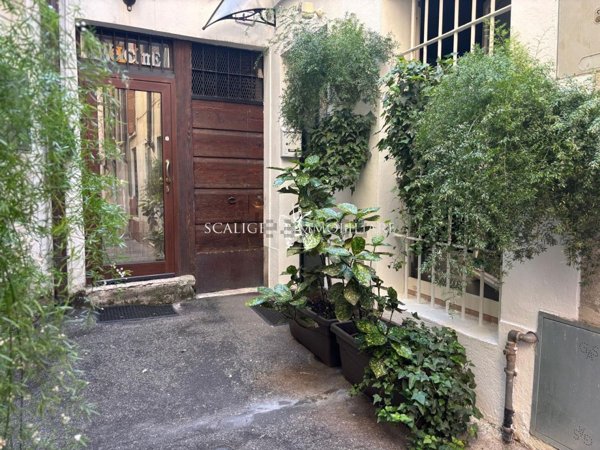 appartamento in affitto a Verona in zona Centro Storico