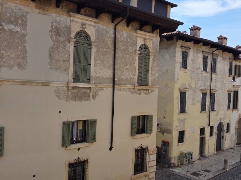 appartamento in affitto a Verona in zona Centro Storico