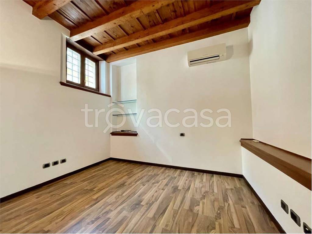 appartamento in affitto a Verona in zona Centro Storico