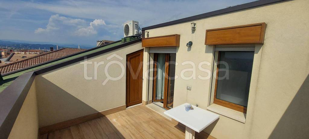 appartamento in affitto a Verona in zona Borgo Roma