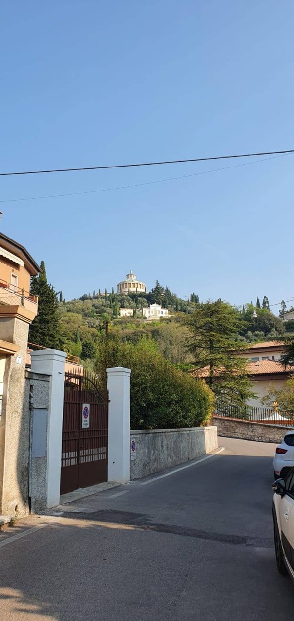 appartamento in affitto a Verona in zona Valdonega