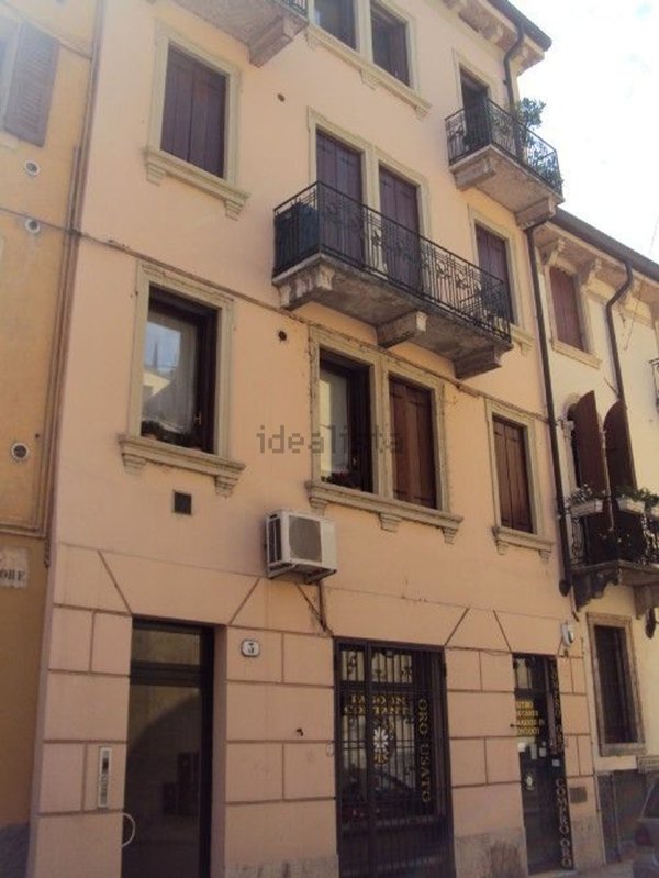 appartamento in affitto a Verona in zona Veronetta