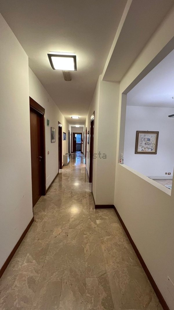 ufficio in affitto a Verona in zona Cittadella