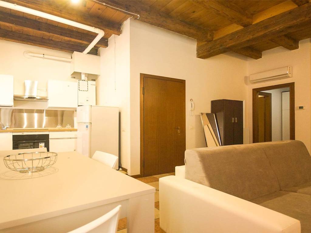 appartamento in affitto a Verona in zona Centro Storico