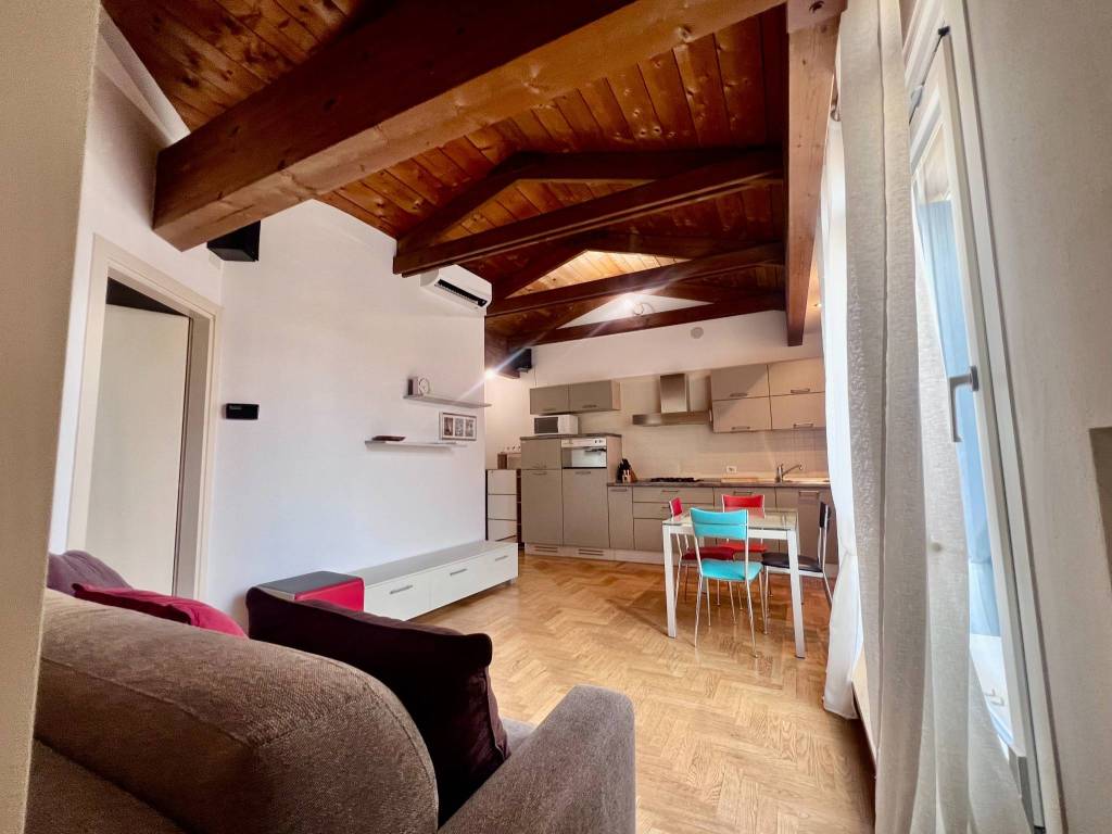 appartamento in affitto a Verona in zona San Zeno