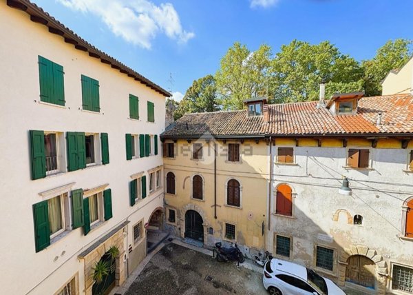 appartamento in affitto a Verona in zona Veronetta