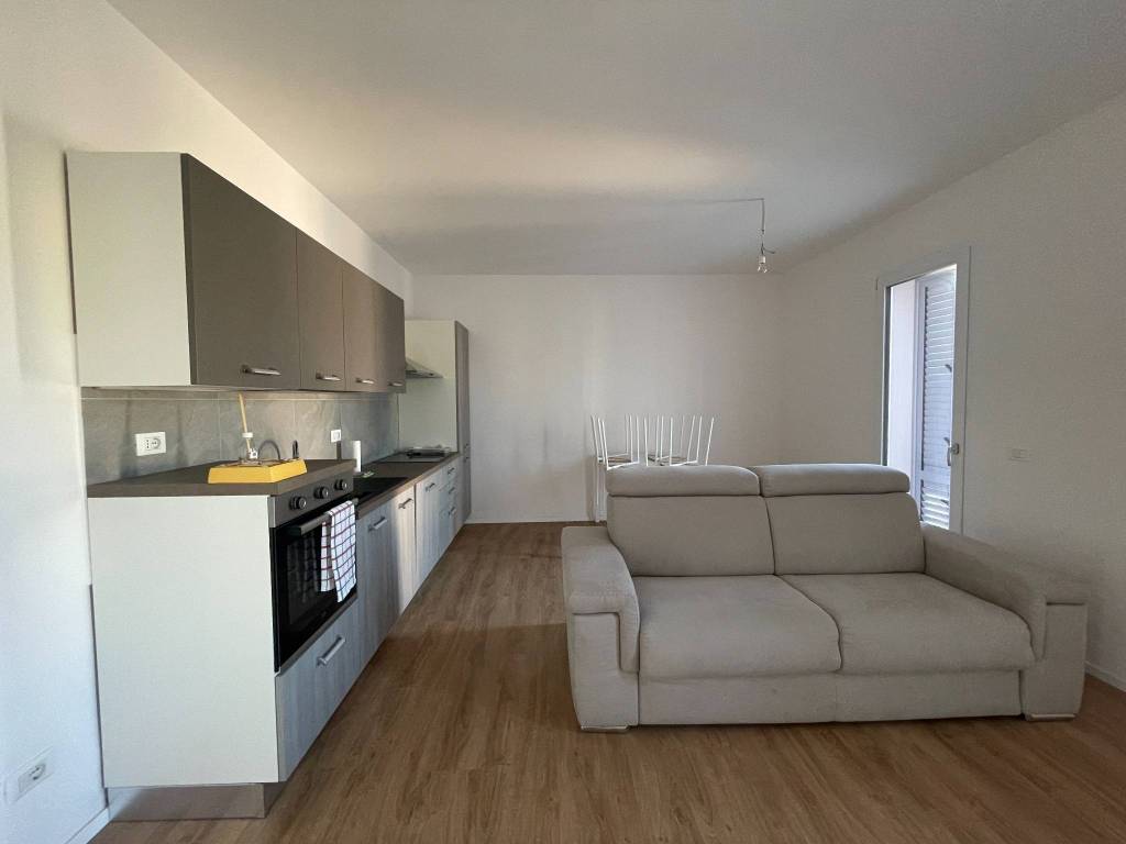 appartamento in affitto a Verona in zona Borgo Roma