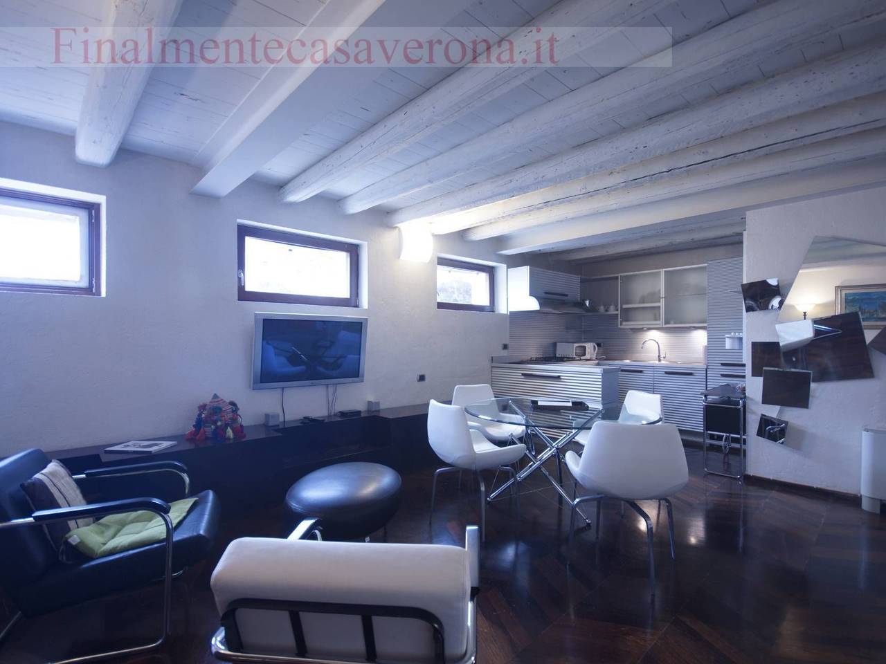 appartamento in affitto a Verona in zona Centro Storico