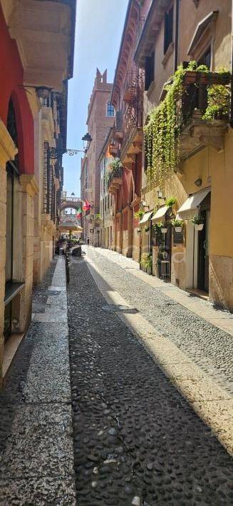 appartamento in affitto a Verona in zona Centro Storico