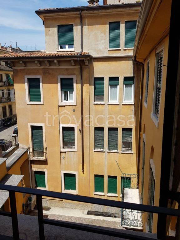appartamento in affitto a Verona in zona Centro Storico