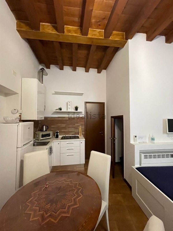 appartamento in affitto a Verona in zona Veronetta
