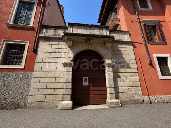 box auto in affitto a Verona in zona Veronetta