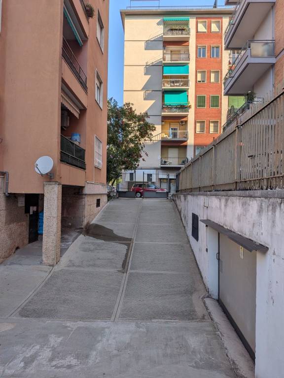 box auto in affitto a Verona in zona San Zeno