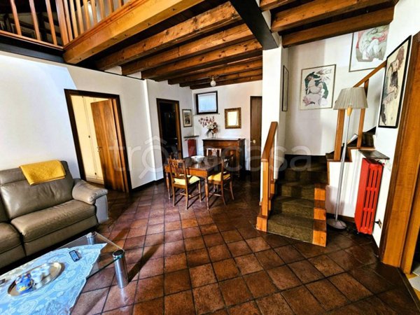 appartamento in affitto a Verona in zona Centro Storico