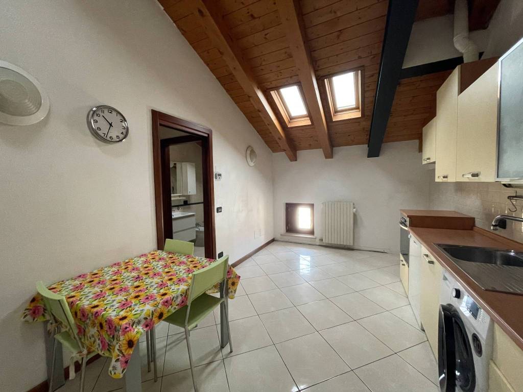 appartamento in affitto a Verona in zona Borgo Roma