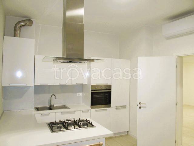 appartamento in affitto a Verona in zona Borgo Roma