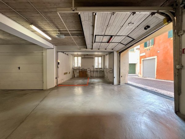 box auto in affitto a Verona in zona Centro Storico