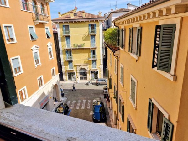 appartamento in affitto a Verona in zona Centro Storico