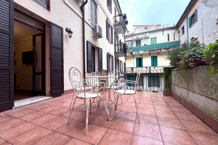 appartamento in affitto a Verona in zona Centro Storico