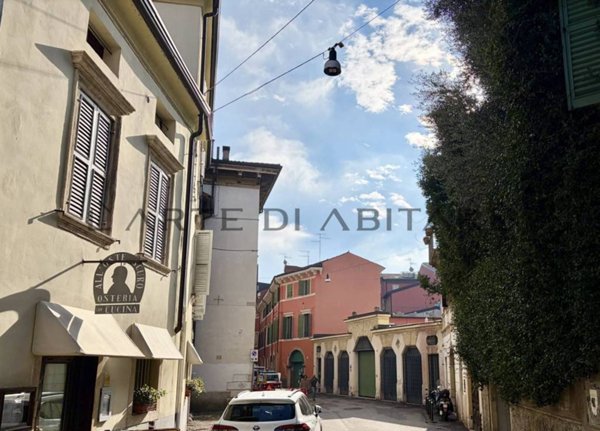 appartamento in affitto a Verona in zona Centro Storico