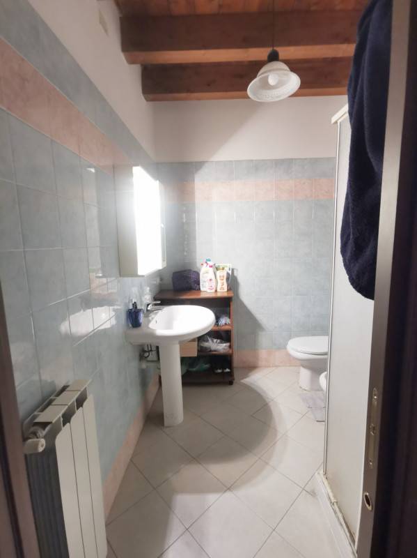 appartamento in affitto a Veronella in zona San Gregorio