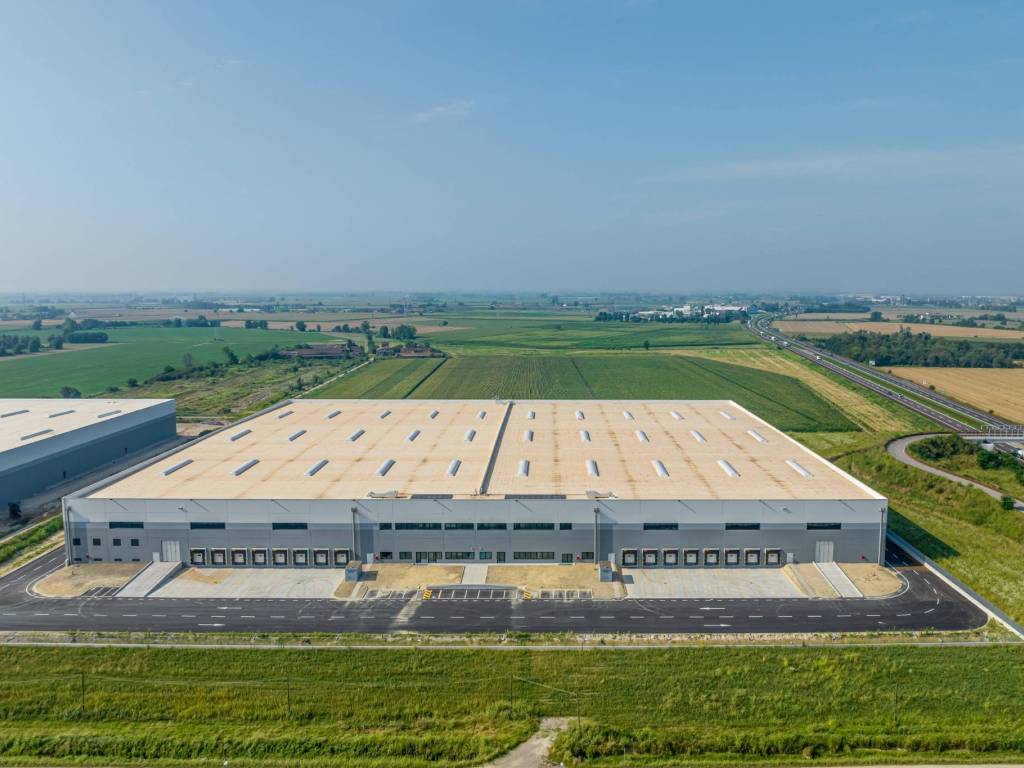 locale commerciale in affitto a Vigasio