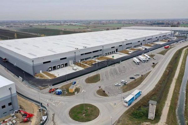 locale di sgombero in affitto a Vigasio