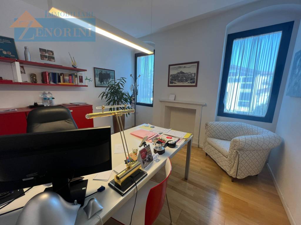ufficio in affitto a Villafranca di Verona