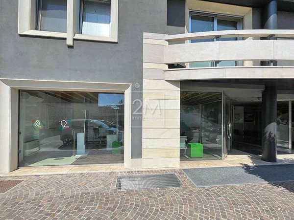 negozio in affitto a Villafranca di Verona