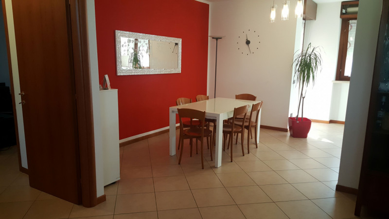 appartamento in affitto a Villafranca di Verona in zona Caluri