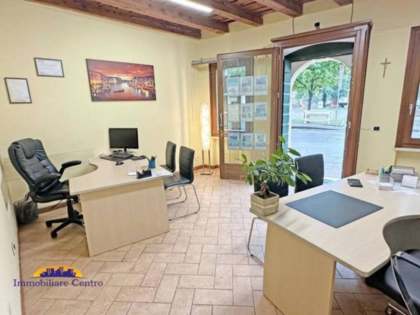 ufficio in affitto a Villafranca di Verona