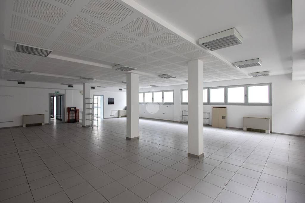 ufficio in affitto a Villafranca di Verona