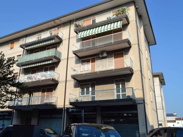 ufficio in affitto a Villafranca di Verona