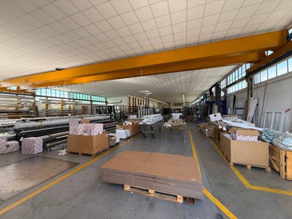 capannone in affitto a Villafranca di Verona