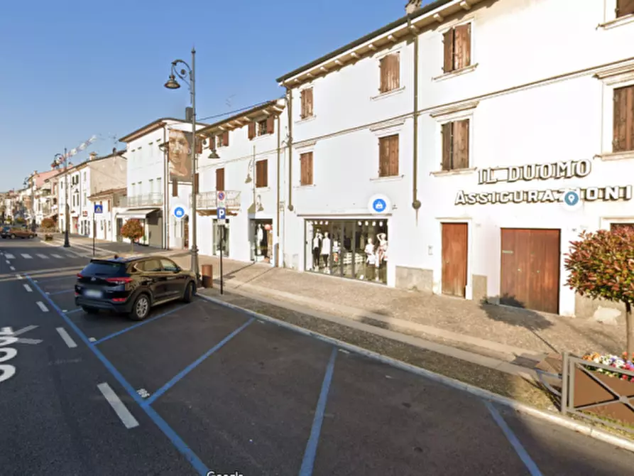 negozio in affitto a Villafranca di Verona