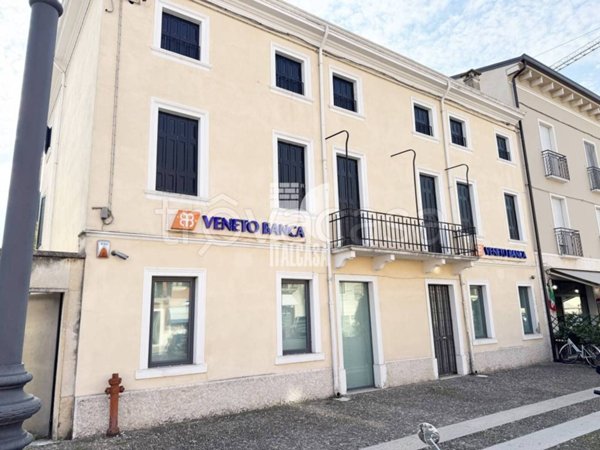 ufficio in affitto a Villafranca di Verona