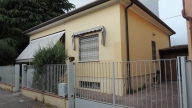 esavano in affitto a Villafranca di Verona