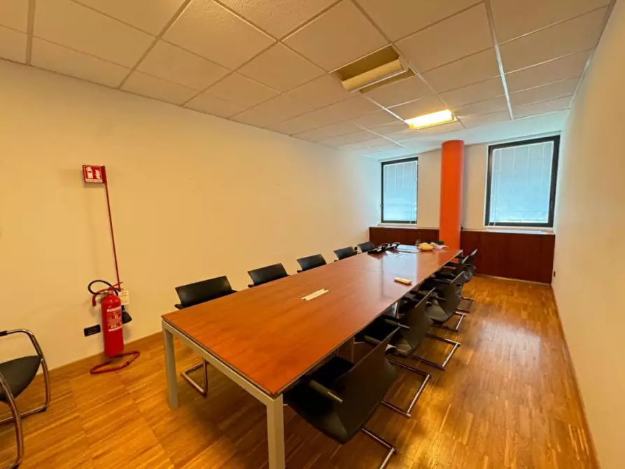 ufficio in affitto a Villafranca di Verona in zona Dossobuono