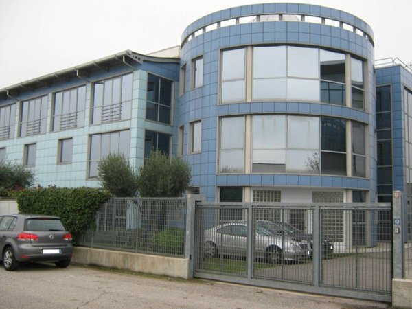 intera palazzina in affitto a Zevio in zona Campagnola