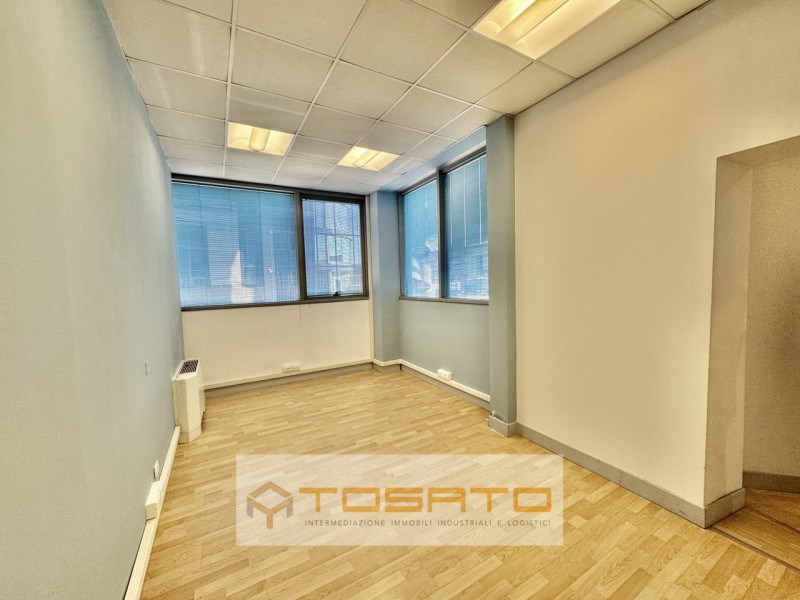 ufficio in affitto a Zevio