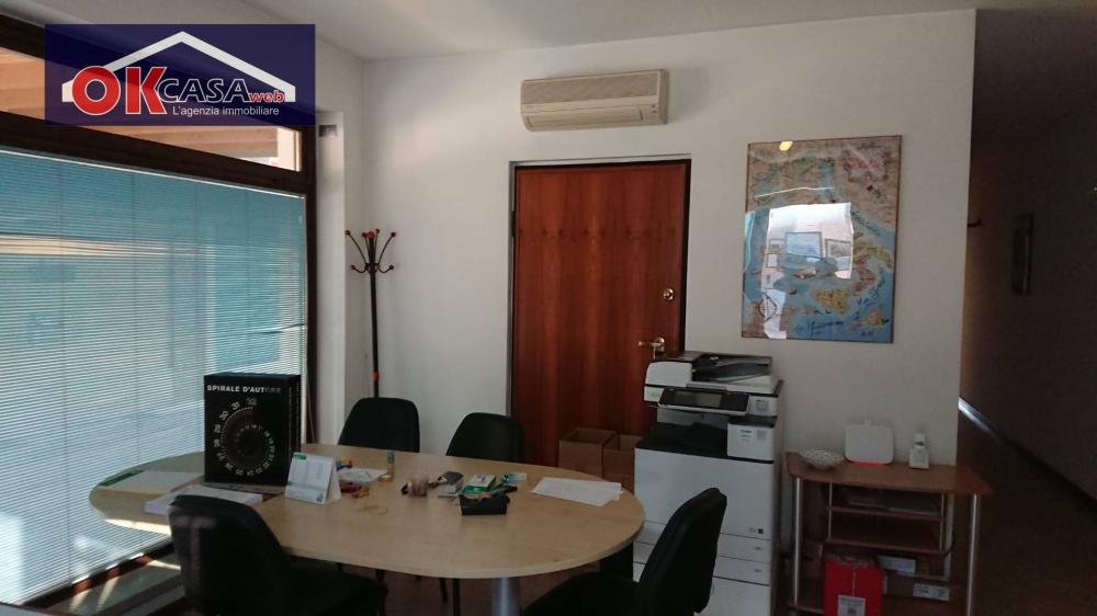 ufficio in affitto a Zevio